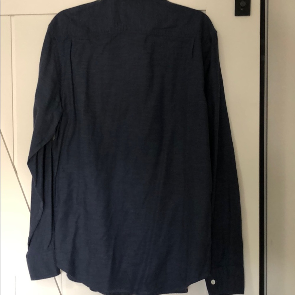 Faherty lightweight button down- M - Picture 4 of 4
